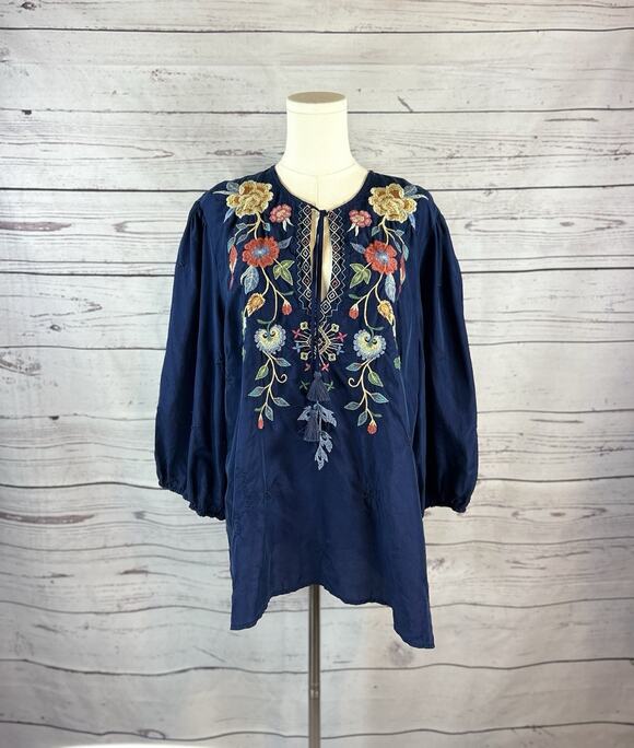 Johnny Was Tops - Johnny Was Workshop Women’s Navy Floral Embroidered Silk Tunic Blouse Size XL